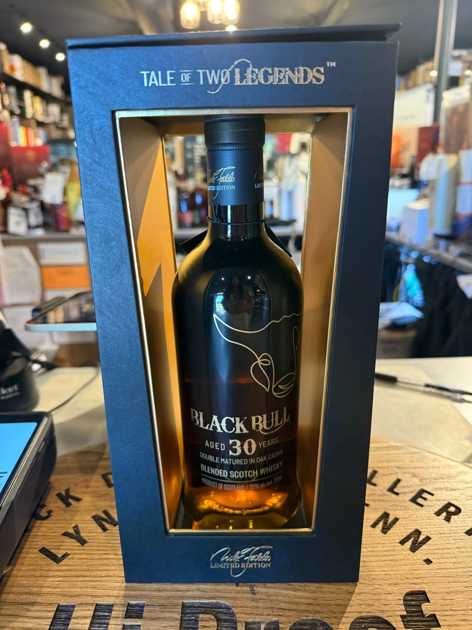 Black Bull Aged 30 Year Double Matured in Oak Casks Blended Scotch Whisky 700ml