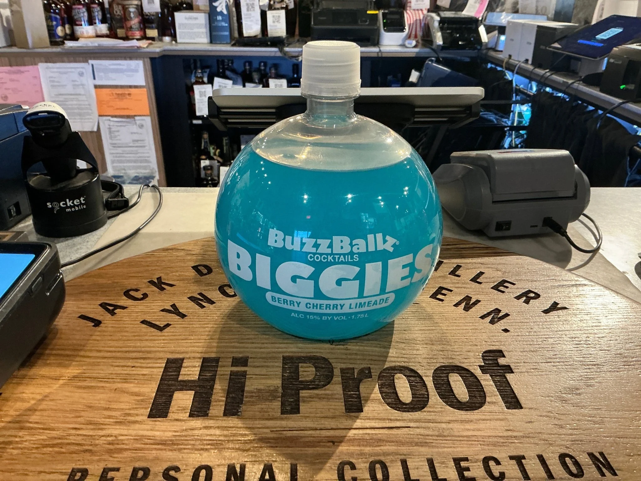 Buzzballz Biggies Berry Cherry Limeade (1.75 L)
