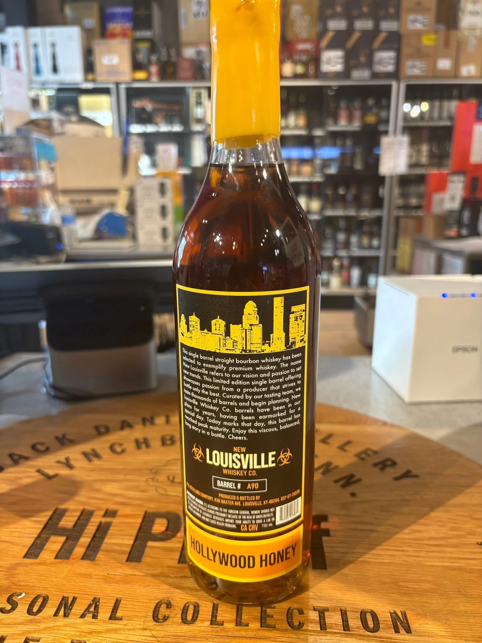 New Louisville 10 Year Bourbon Hollywood Honey 140.2proof - Image 2